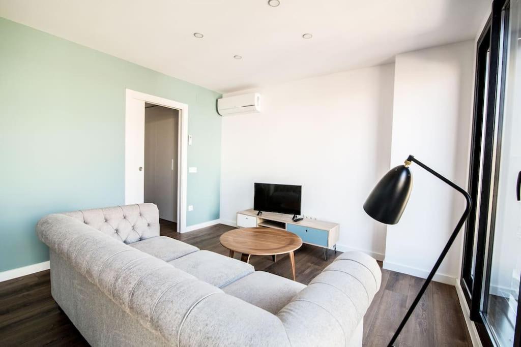 3-2 Apartamento De Diseno En El Centro De Reus Apartment Luaran gambar