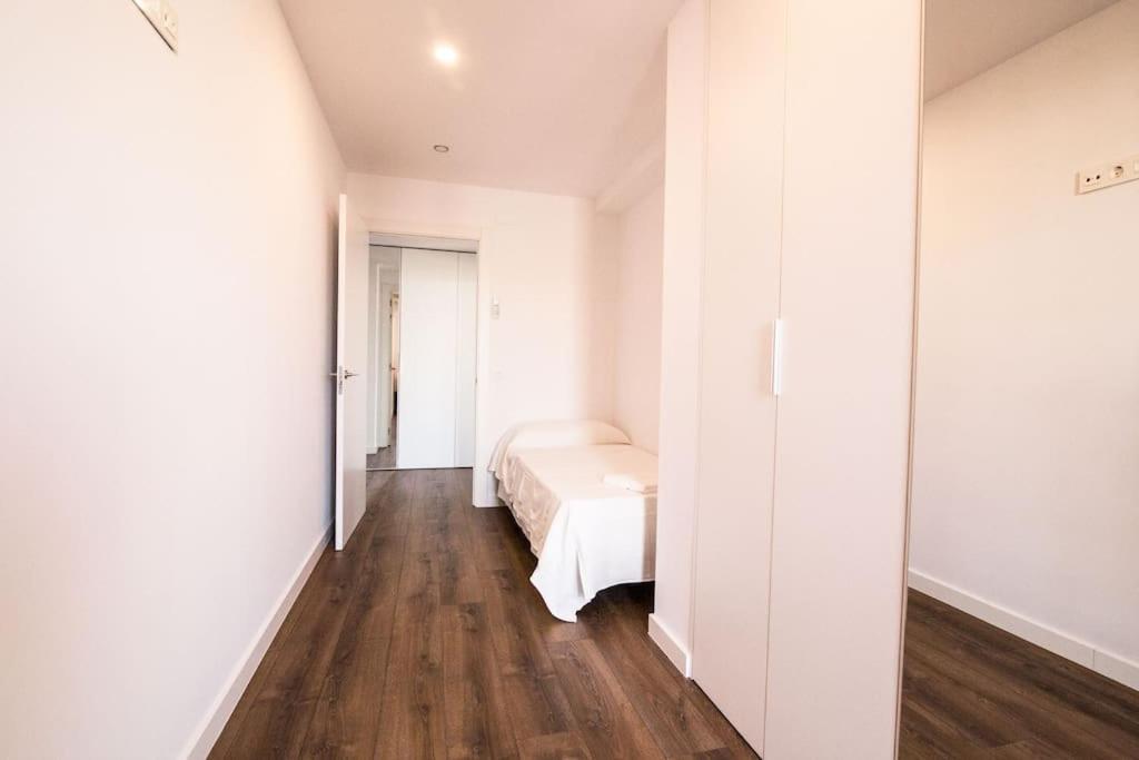 3-2 Apartamento De Diseno En El Centro De Reus Apartment Luaran gambar